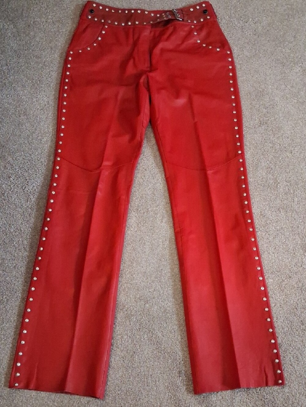 Vintage 2-Piece Harley-Davidson Red Studded Leather Jacket/Pants Set. 2003 (M) - Picture 3 of 16